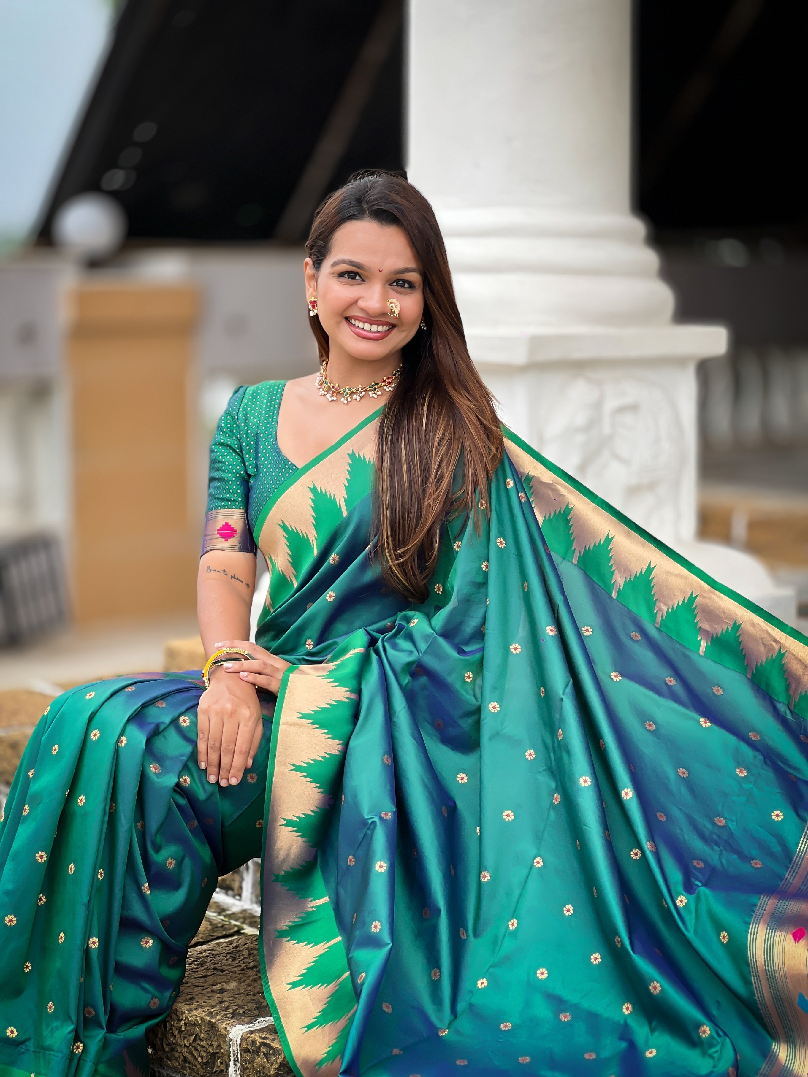 Vedant Vastram Soft Litchi Silk Banarasi Silk Jacquard Saree - Rama | Grocsy