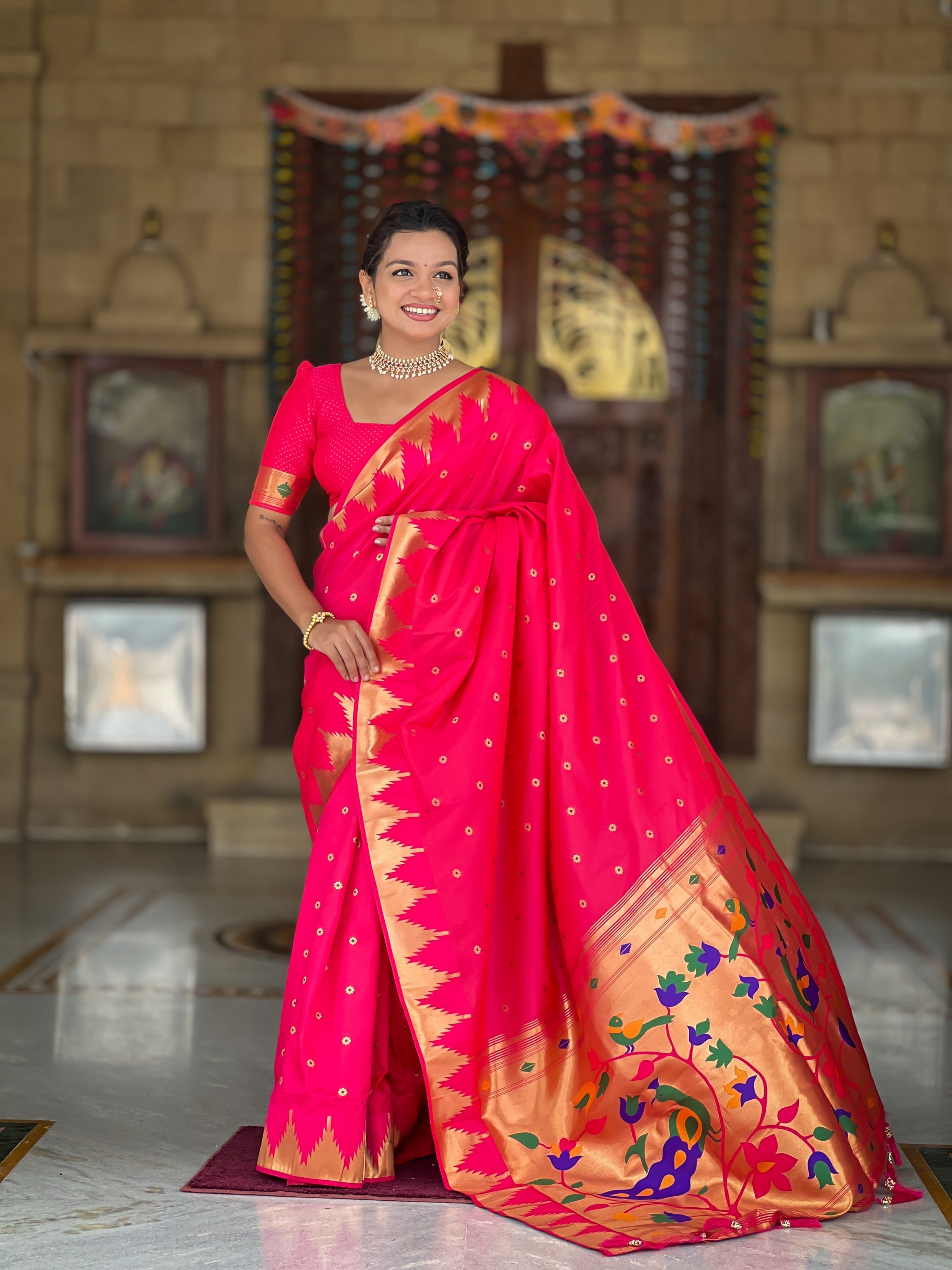 Vedant Vastram Soft Litchi Silk Banarasi Silk Jacquard Saree - Pink | Grocsy