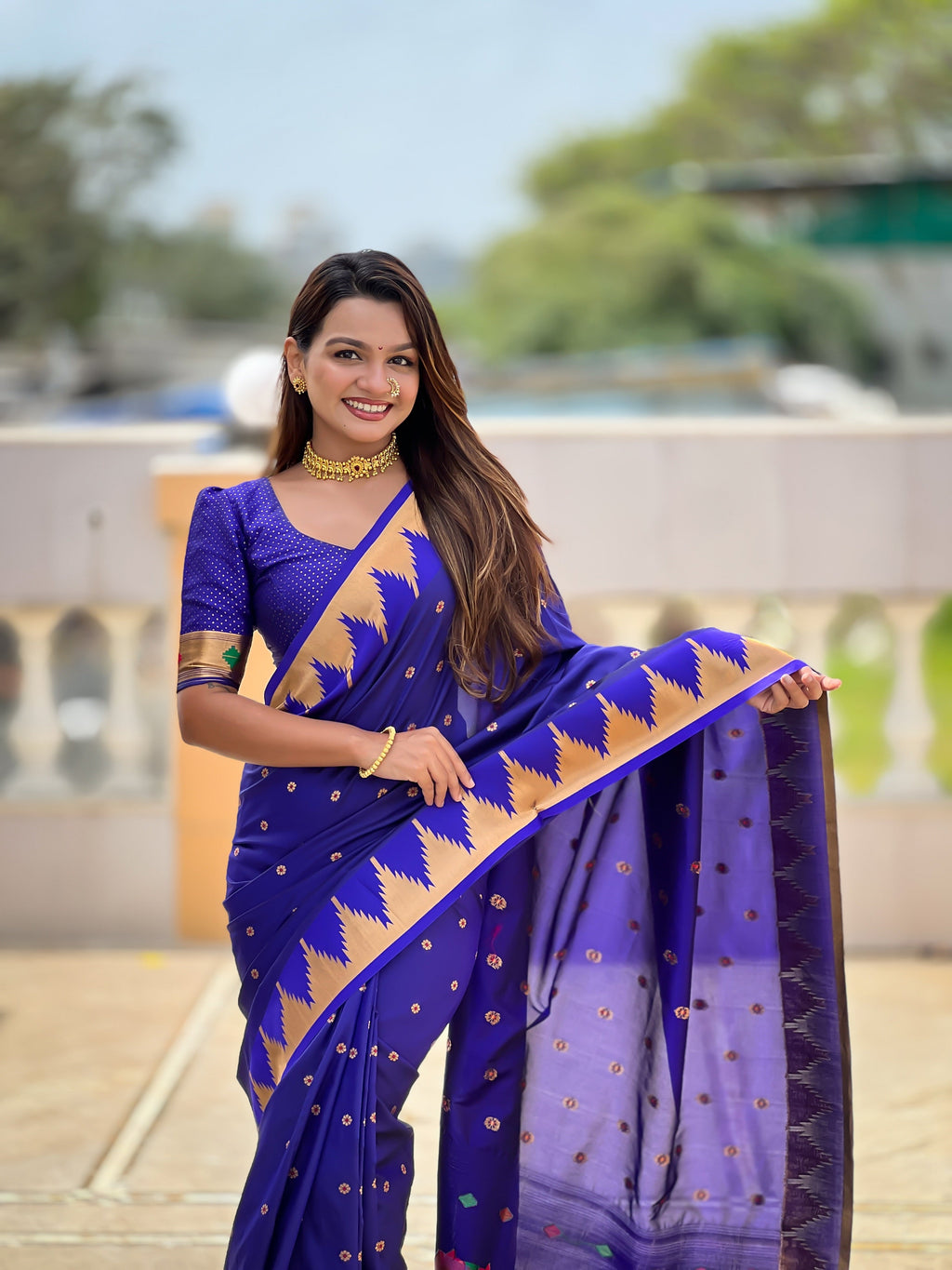 Vedant Vastram Soft Litchi Silk Banarasi Silk Jacquard Saree - Blue | Grocsy