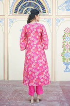 Vaasva Women Pink Muslin Pleated Kurta & Pant Clothing Set | Grocsy
