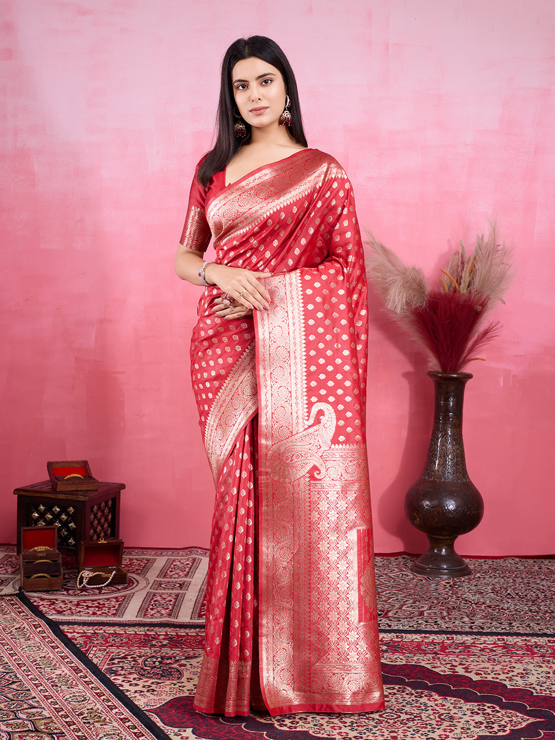 Vedant Vastram Banarasi Silk Fashion Saree - Red | Grocsy