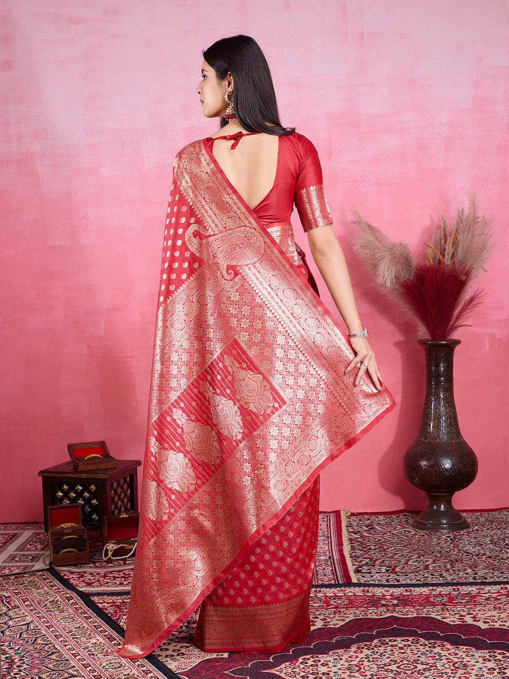 Vedant Vastram Banarasi Silk Fashion Saree - Red | Grocsy