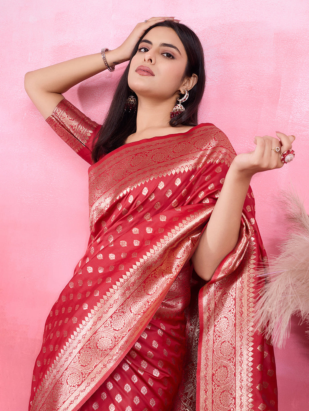 Vedant Vastram Banarasi Silk Fashion Saree - Red | Grocsy