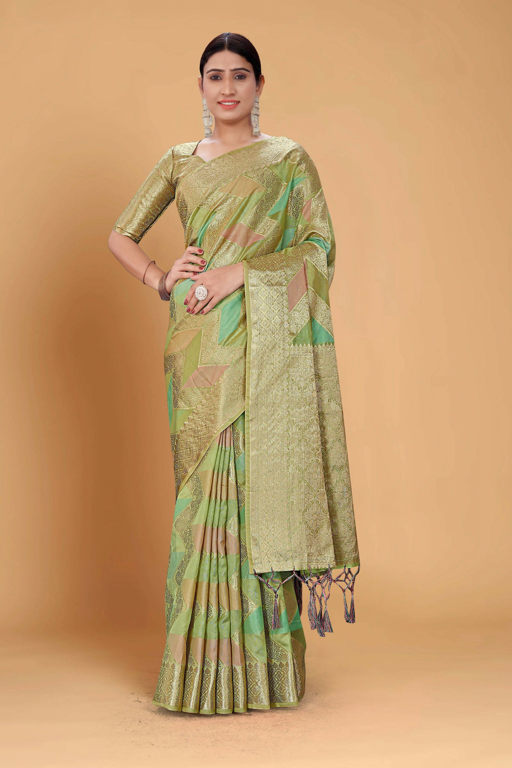 Green Soft Organza Woven Design Saree With Unstitched Blouse Piece - Zaara | Grocsy