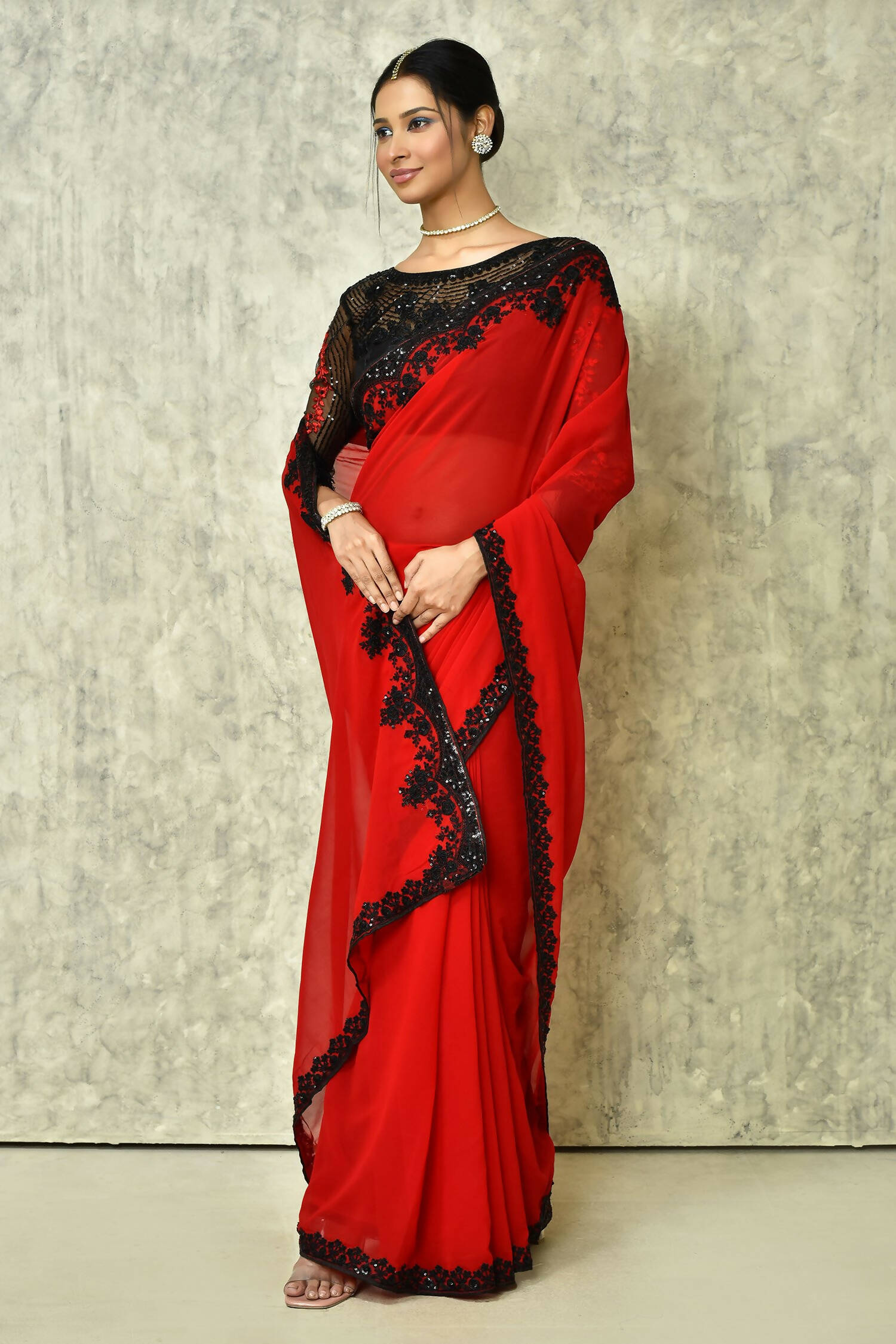 Red Georgette Plain Saree with Blouse Piece - Purvi | Grocsy