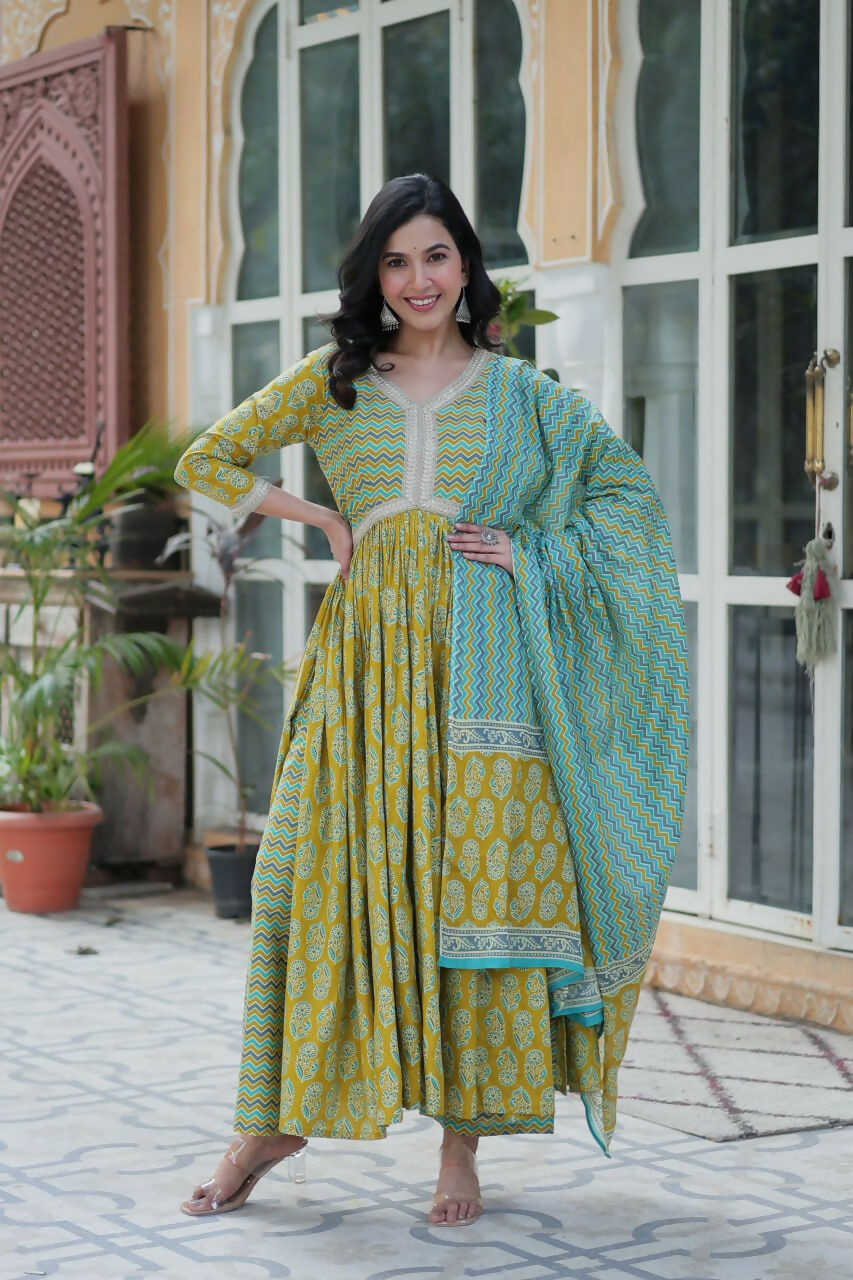 Vastranavya Lime Green Pure Cotton Printed Top with Pant & Dupatta Set | Grocsy