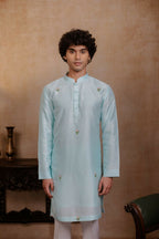 Falling Raw Silk Sea Green Vrindavan Lotus Kurta By Hilo Design | Grocsy
