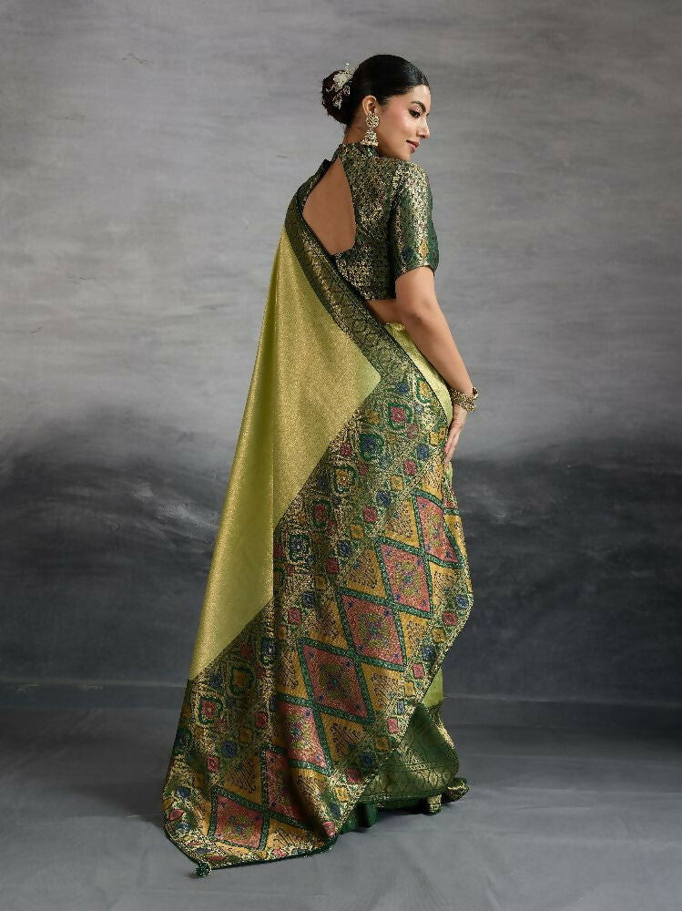 PR Fashion Green Kanjivaram Soft Silk Kadiyal Pattern Double Zari Woven Patta, Meenakari Woven Pallu Saree | Grocsy