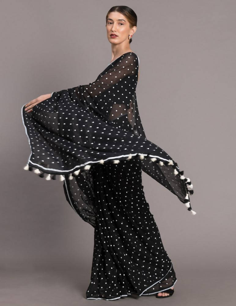 Suta Black White Polka Dots Printed Pure Cotton Saree | Grocsy