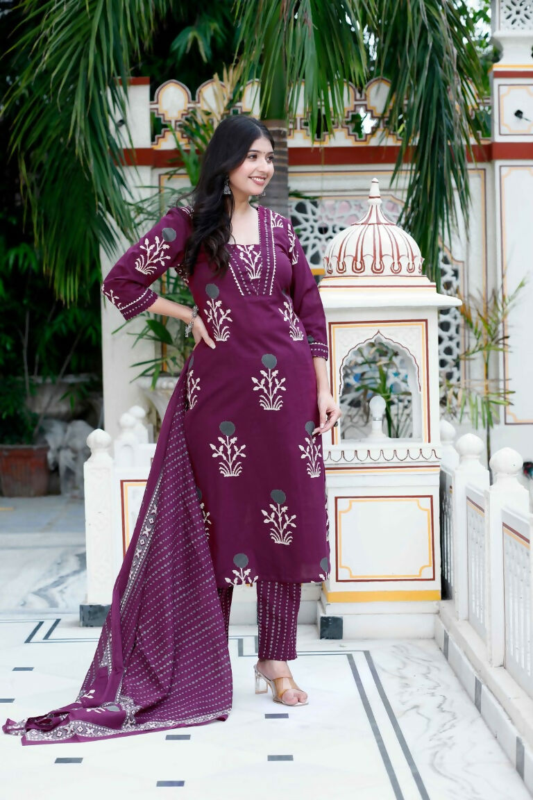 Miravan Women's Cotton Fabric Purple Kurta With Palazzo And Dupatta | Grocsy
