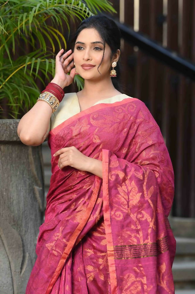 Beatitude Pink Cotton Floral Jamdani Saree | Grocsy