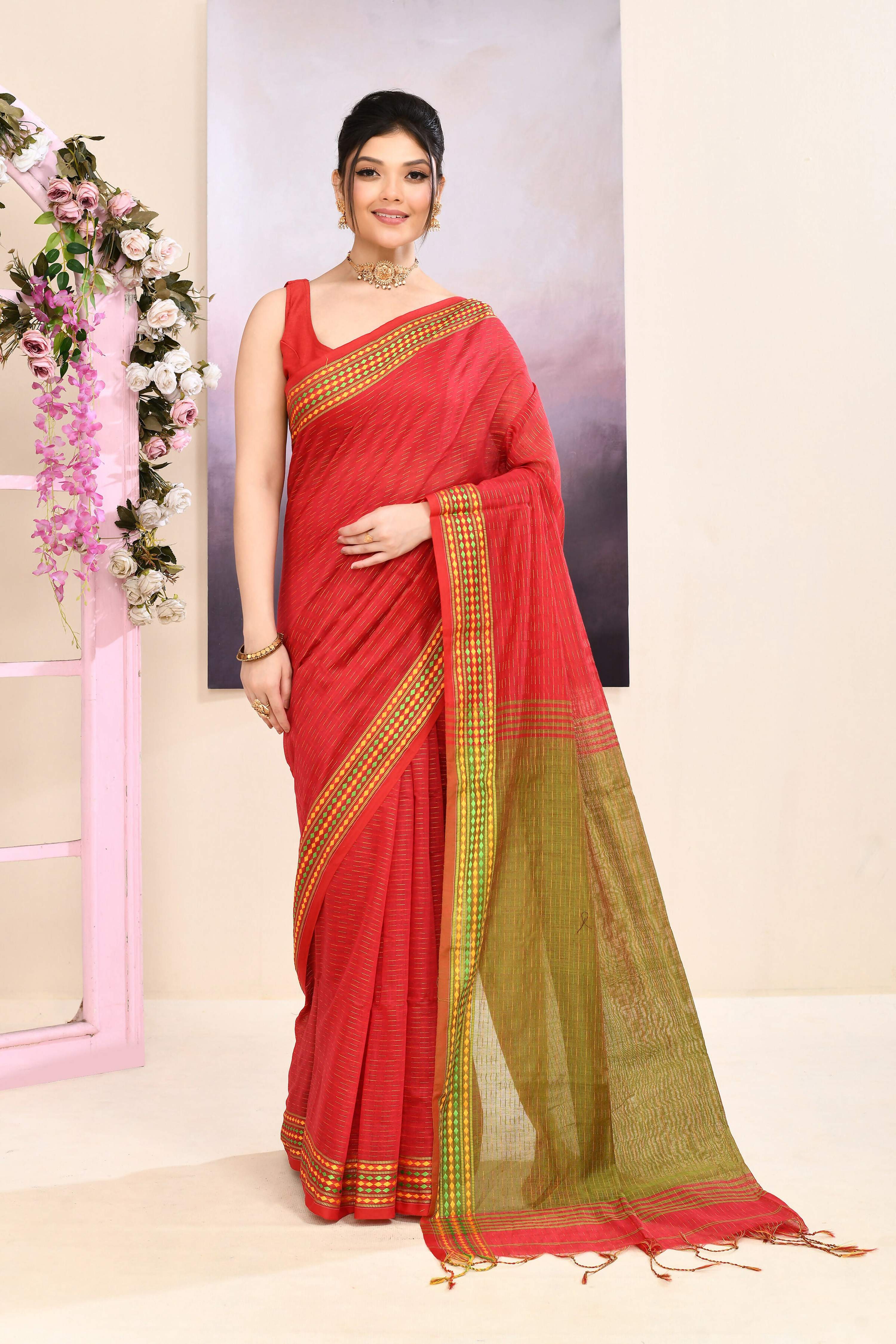 Piyari Fashion Women's Red Embellished Cotton Blend Jamdani Saree | Grocsy