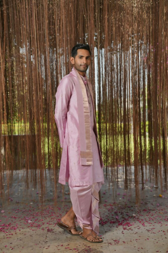 Lavender Kanjivaram Machien Embroidered Pattu Set by Hilo Design | Grocsy