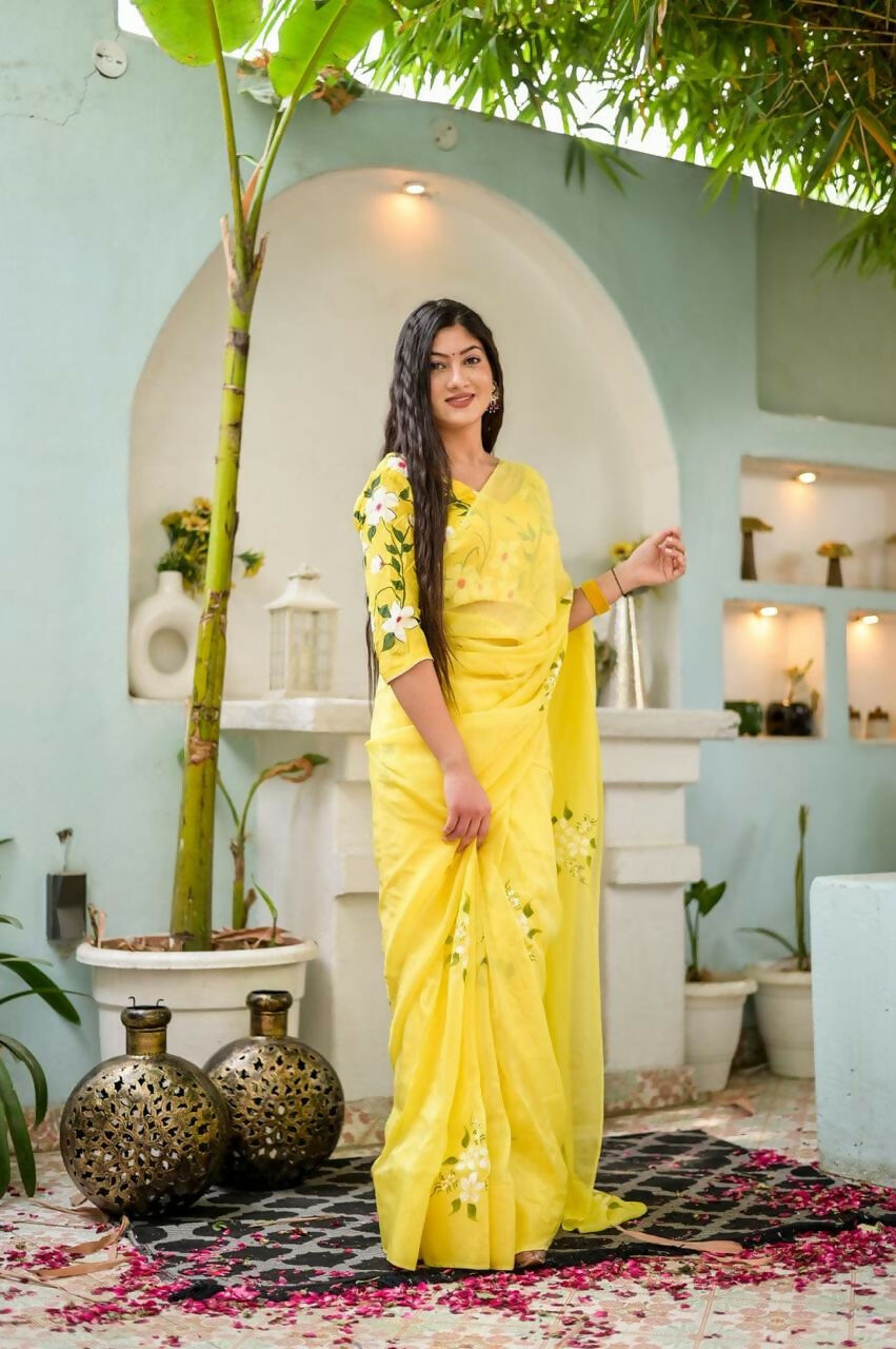 Exclusive Collection Beautiful Yellow Pure Cotton Hand Print Handloom Saree With Running Blouse Piece | Grocsy