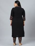 Sztori Plus Size Geometric Printed Shirt Collar Straight Kurta With Trousers | Grocsy
