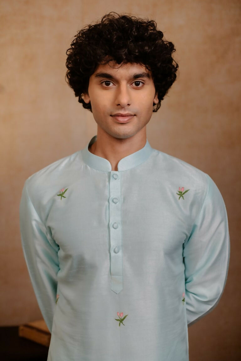 Falling Raw Silk Sea Green Vrindavan Lotus Kurta By Hilo Design | Grocsy