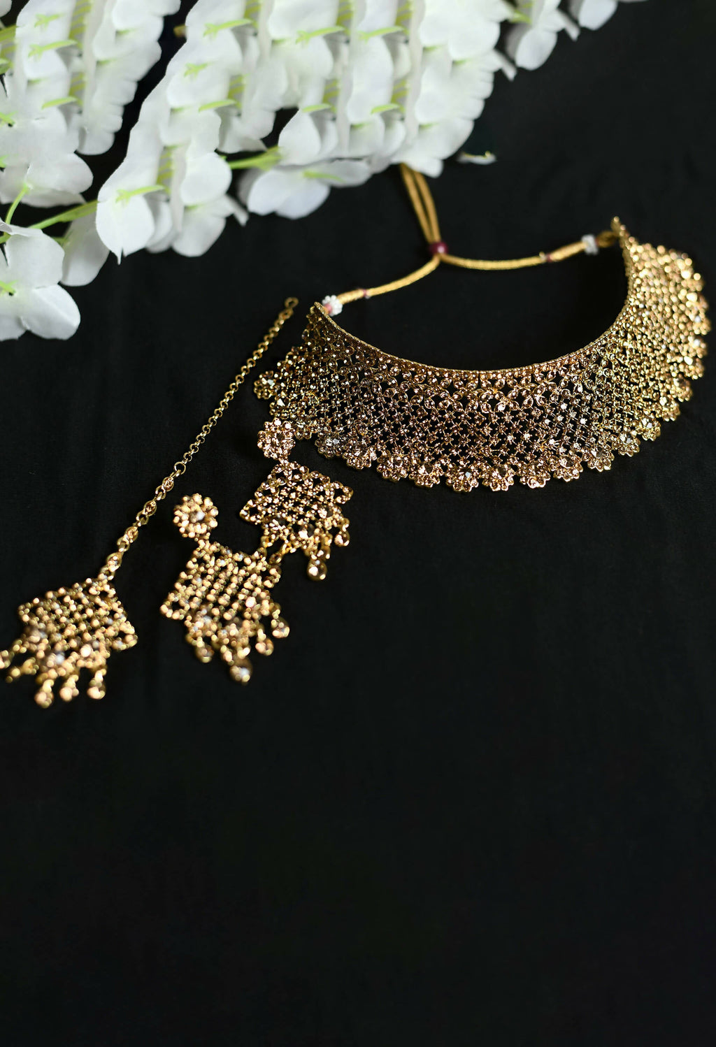 Mominos Fashion Johar Kamal Traditional Rajwadi Design Heavy Golden Color Choker Set | Grocsy