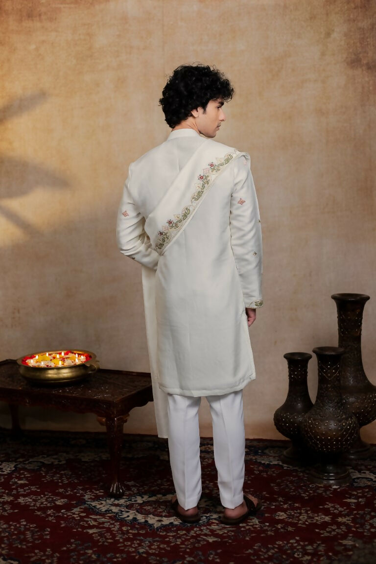 Falling Raw Silk Off White Geometric Symphony Kurta Set By Hilo Design | Grocsy