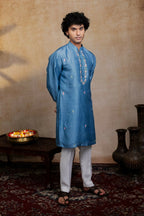 Falling Raw Silk Blue Varnika Kurta Set By Hilo Design | Grocsy