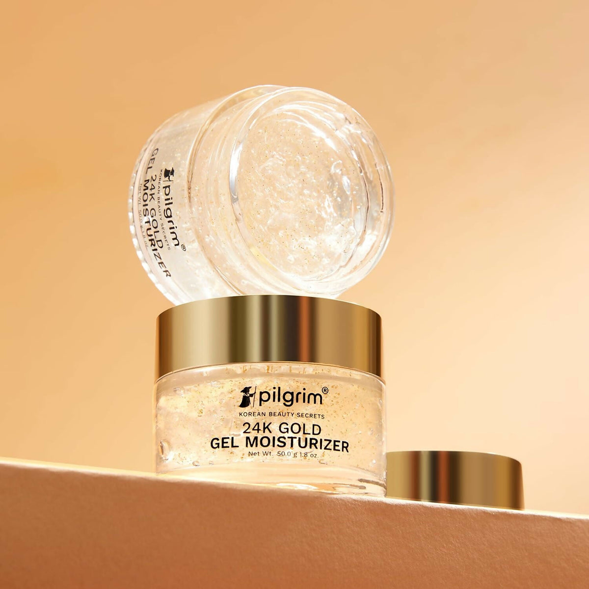 Pilgrim 24k Gold Gel Moisturizer, Reduces Dark Spots, Gives Luxurious Glow, Non-greasy | Grocsy