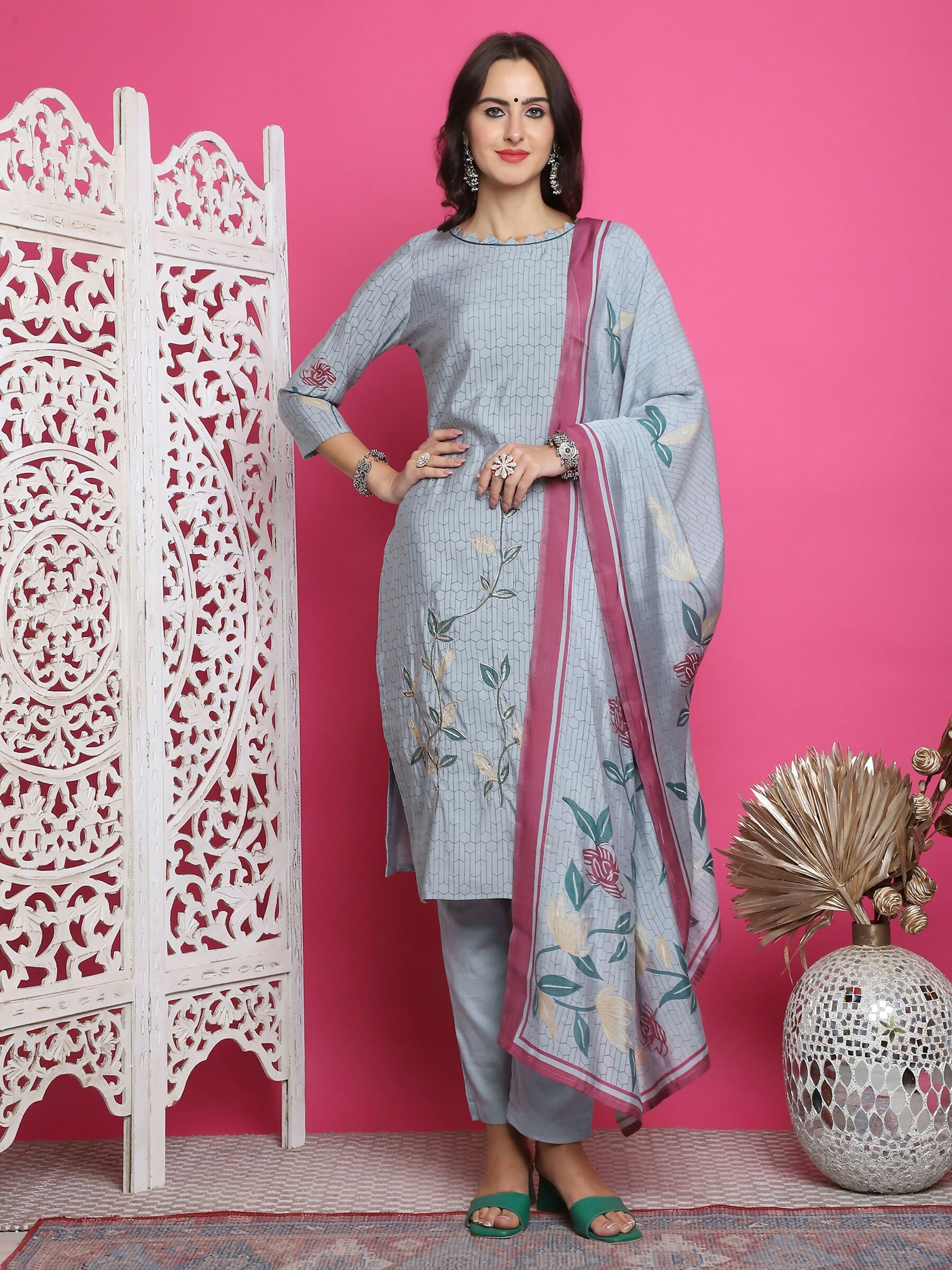 Jyoti Fashion Women's Grey Muslin Floral Print with Jari & Crystal work Kurta with Trouser & Dupatta | Grocsy