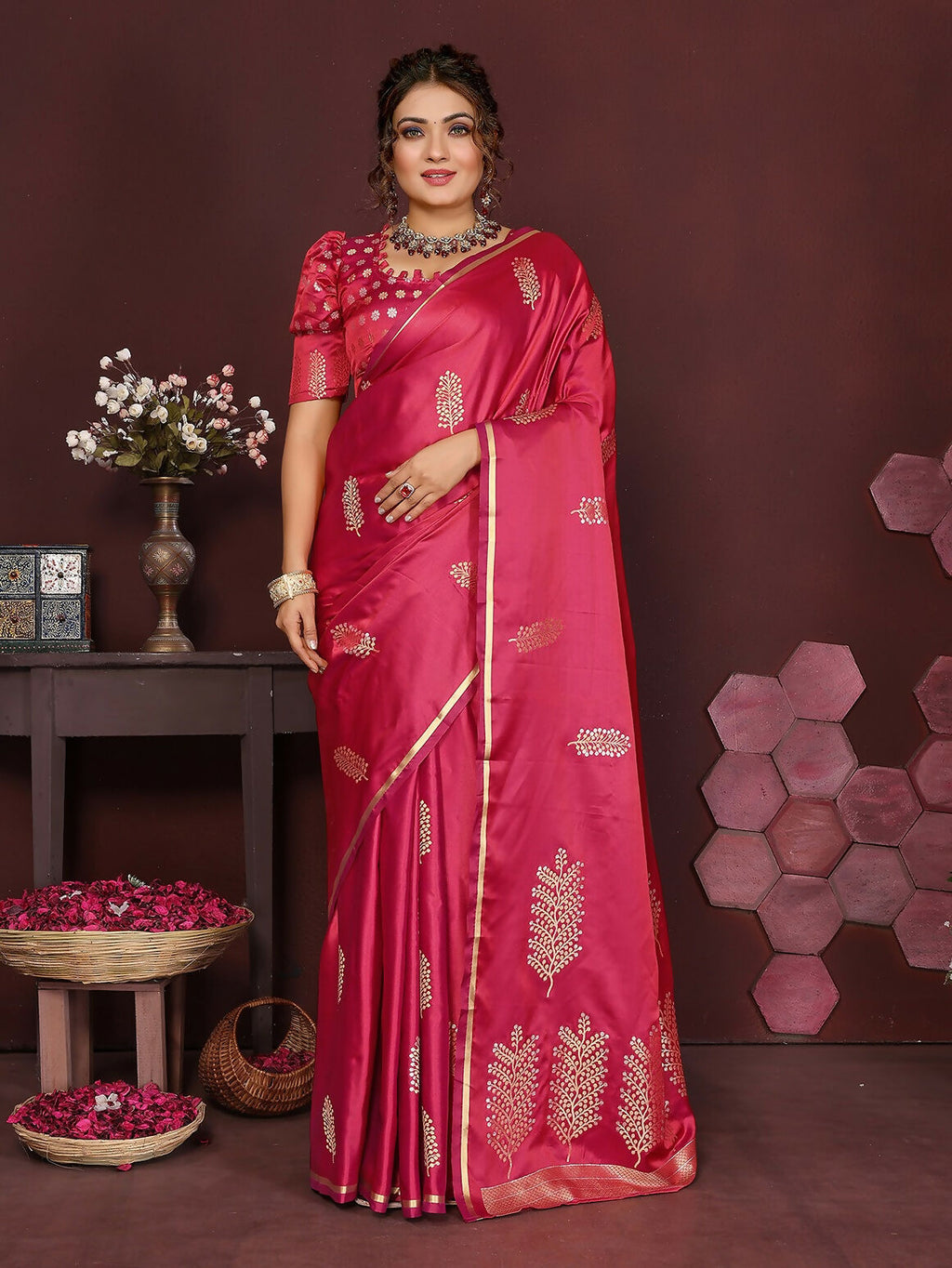 Joban Fashion Pink Floral Motifs Banarasi Silk Sarees | Grocsy