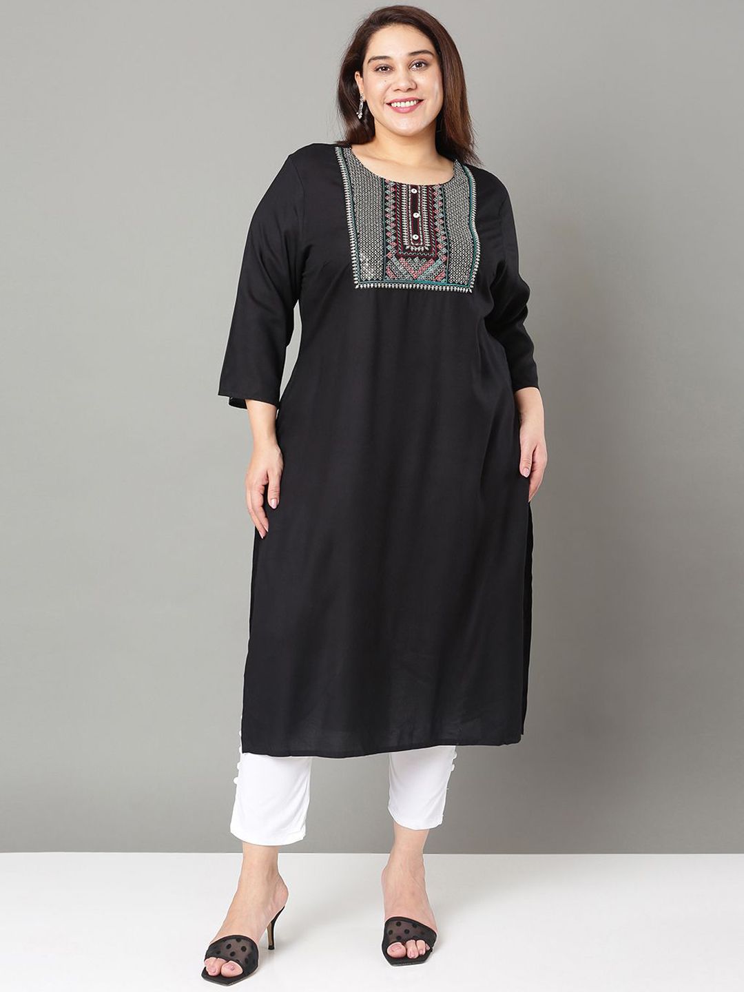 Sztori Plus Size Floral Yoke Design Sequinned Straight Kurta | Grocsy