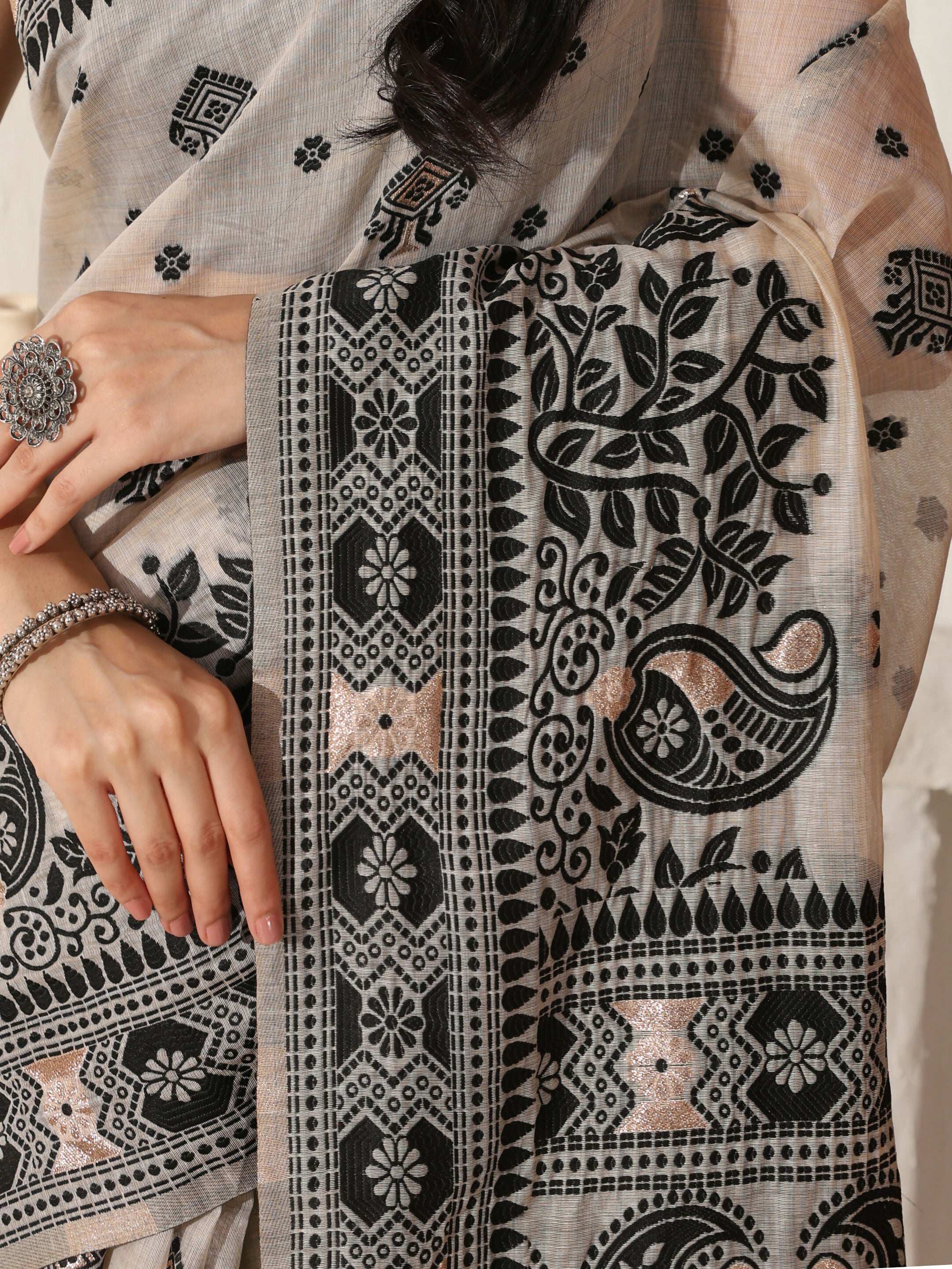 Shree Shyam Fashion Linen Cotton Black & Cream Saree | Grocsy