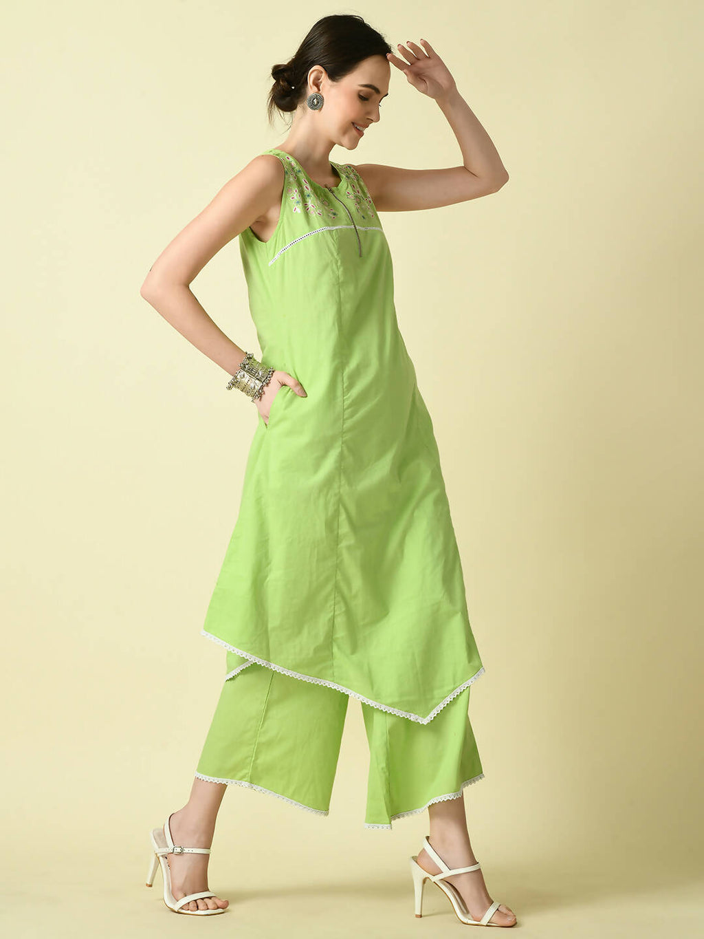 Myshka Women's Green Embroidered Kurta With Palazzo | Grocsy