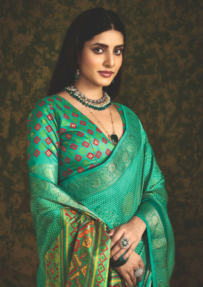 Joban Fashion Bottle Green Velvet Tussar Silk with Foil Print Saree | Grocsy