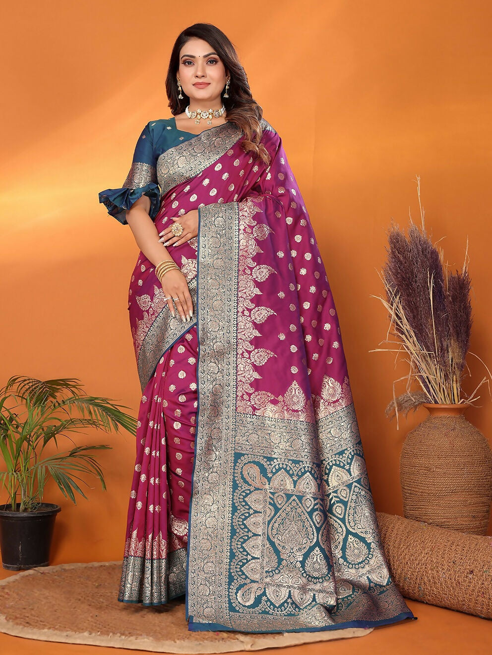 Joban Fashion Banarasi Magenta Woven Soft Silk Saree | Grocsy
