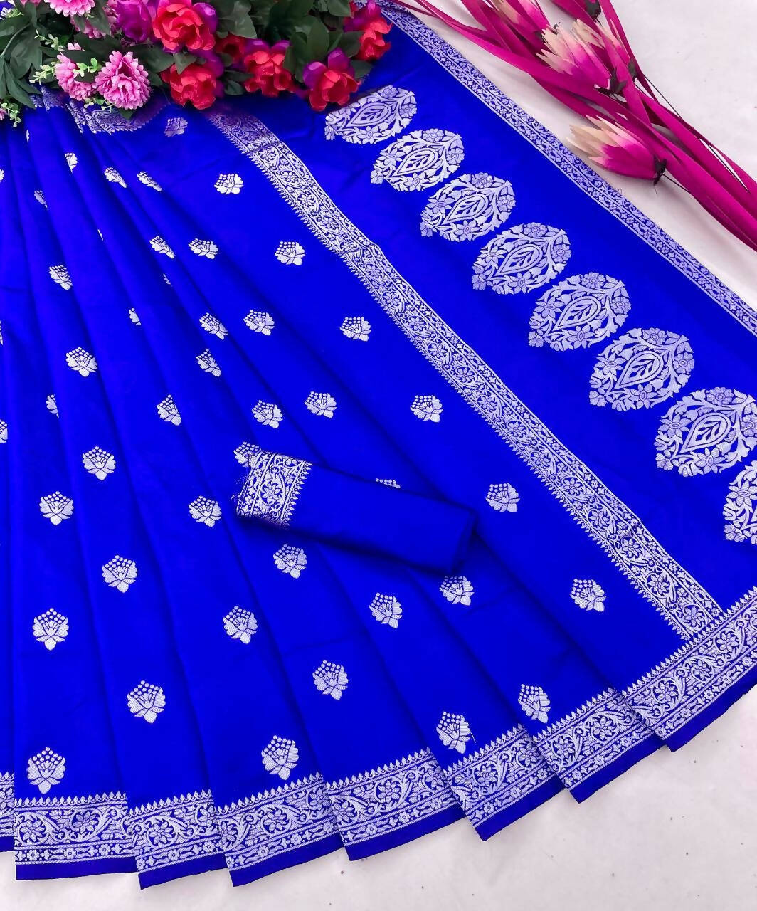 DEIANA'S Beautiful Designer Golden zari Soft Lichi Silk Saree - Royal Blue | Grocsy