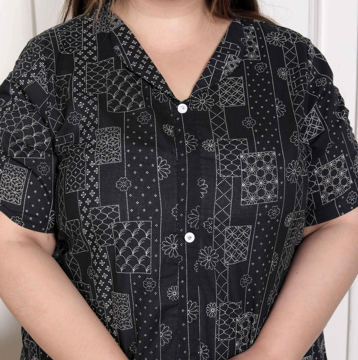 Miravan Women's Plus Size Pure Cotton Black Floral Printed Front Button A-Line Kurta | Grocsy