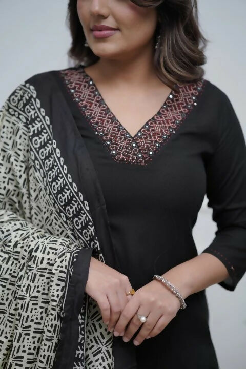 The52 Black Women's Gorgeous Parampara Fabric Embroidered Work Straight Kurta Palazzo and Dupatta Set | Grocsy