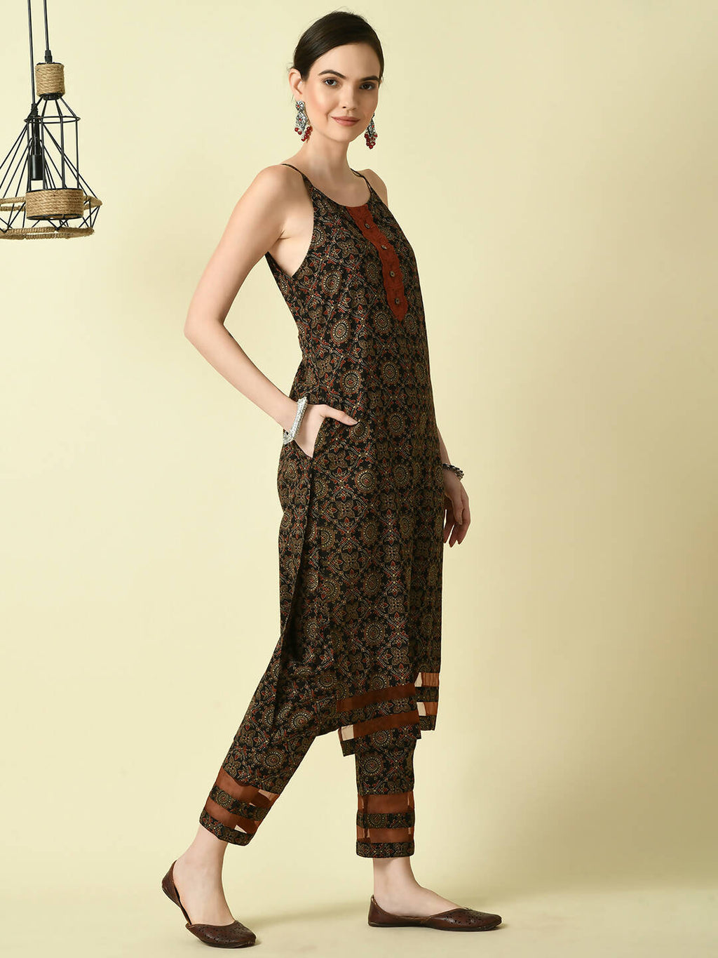 Myshka Women's Multi Straight Printed Kurta | Grocsy