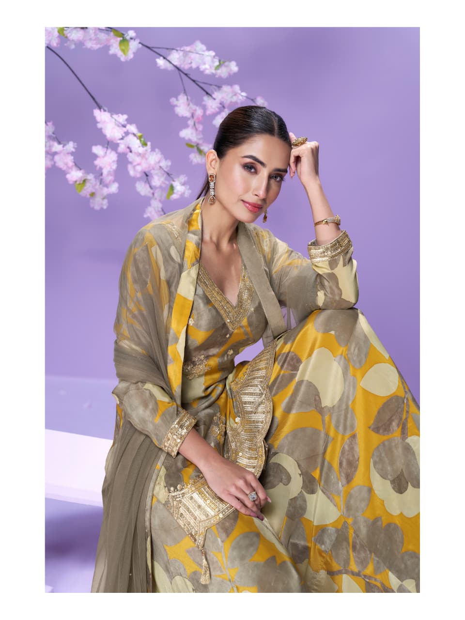 Aarshi Fashions Grey Floral Print Full Stitched Palazzo Suits | Grocsy