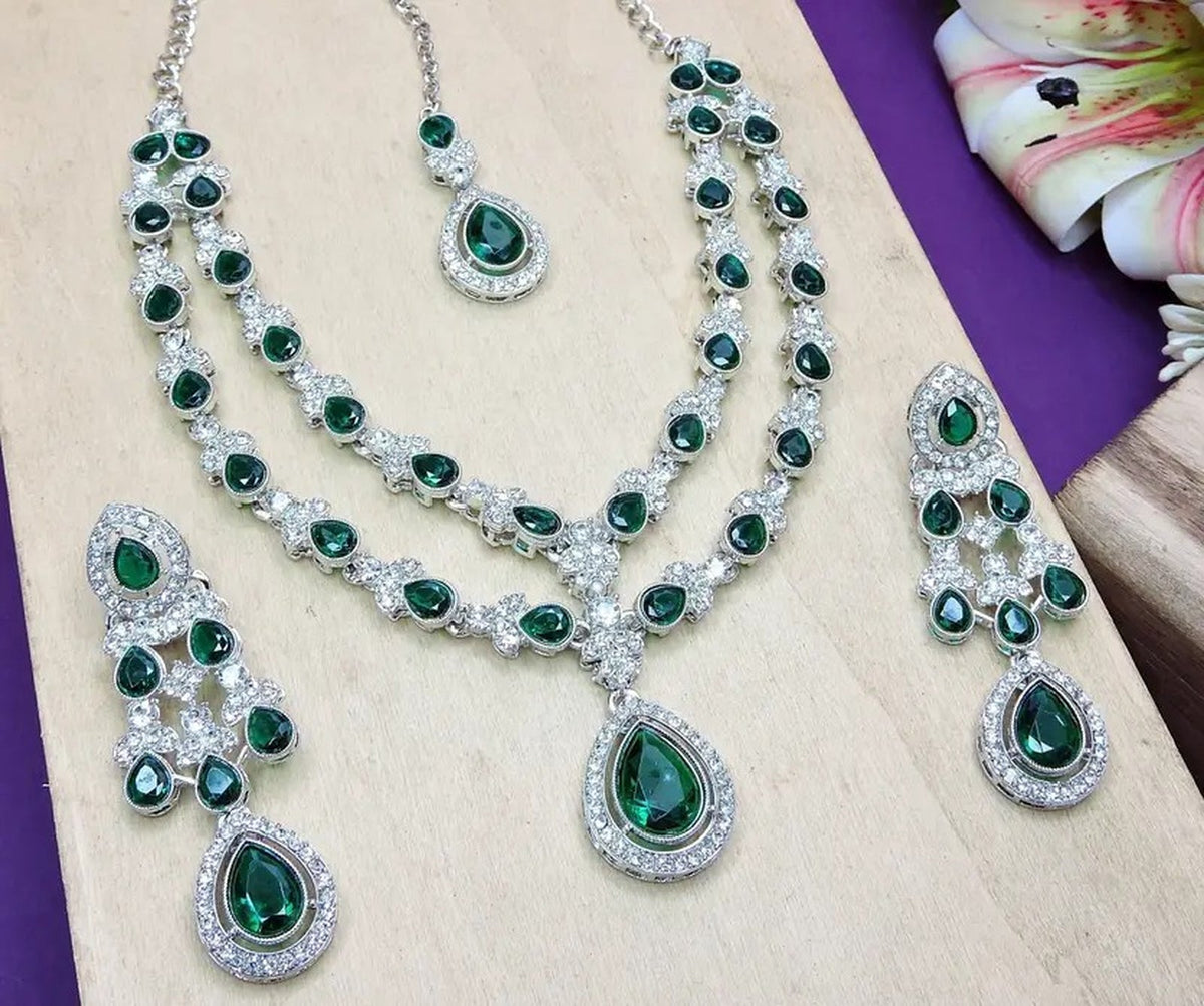 Jewel City Teardrop Bridal Necklace Set with Earrings & Maang Tikka - Ethnic Wedding Jewelry for Brides & Parties | Grocsy