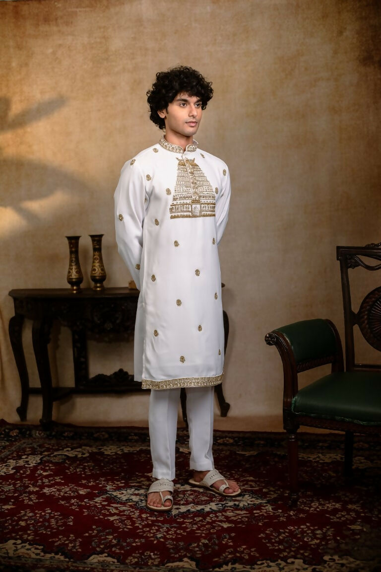 Falling Raw Silk White Devalaya Kurta By Hilo Design | Grocsy