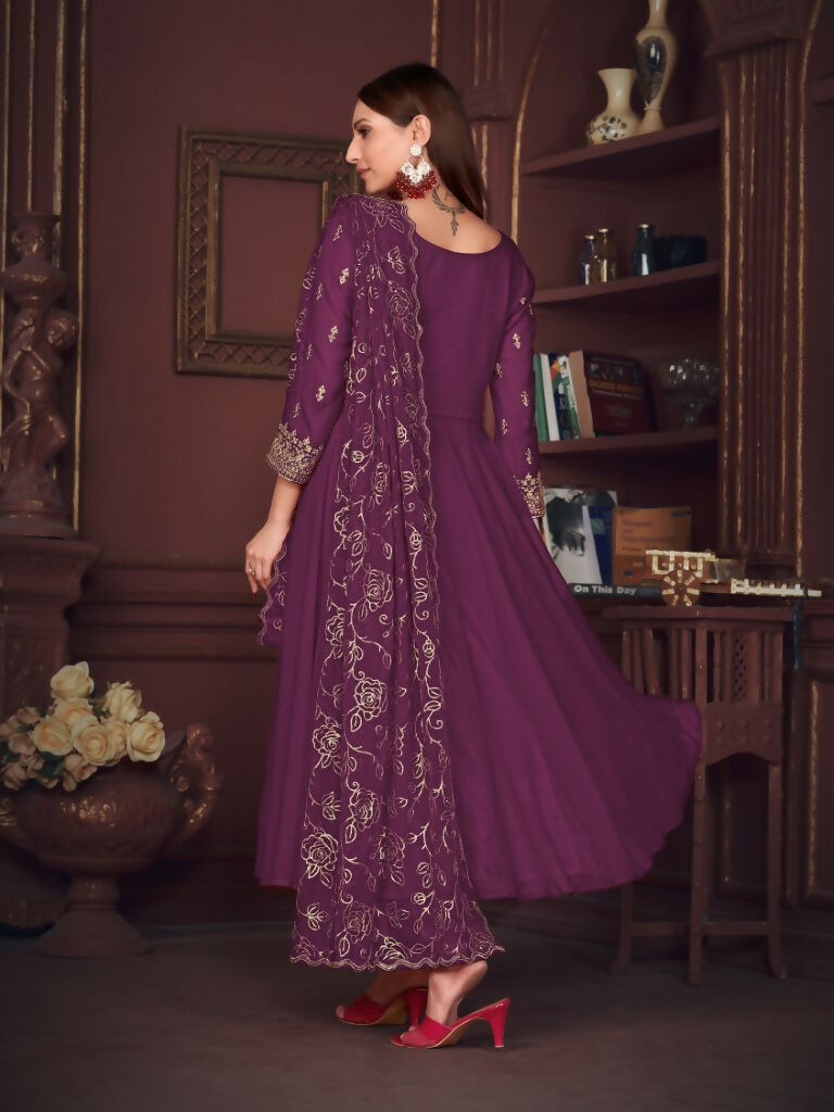 Jyoti Fashion Women's Purple Georgette Embroidered Anarkali Kurta Pant Set With Dupatta | Grocsy