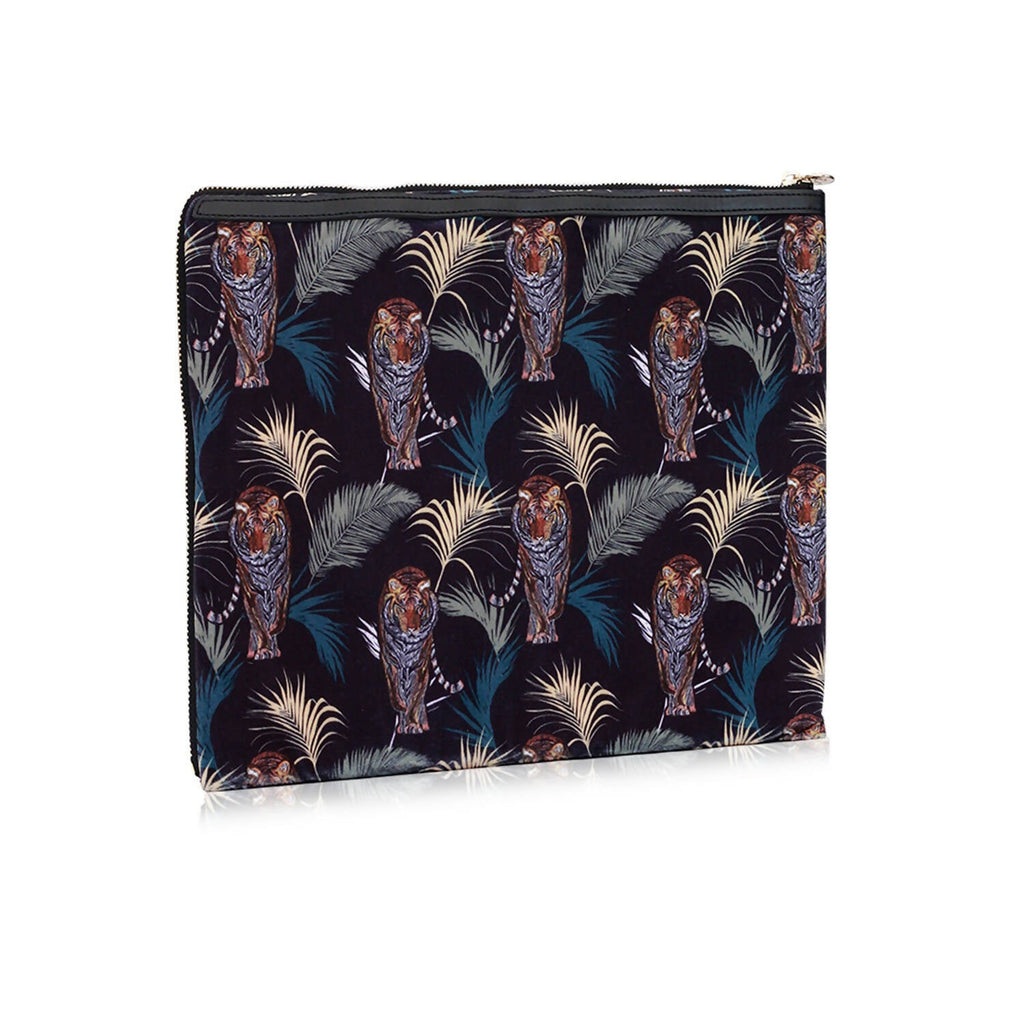 Colorbar Pouch Safari Big Flat Pouch - Multi | Grocsy