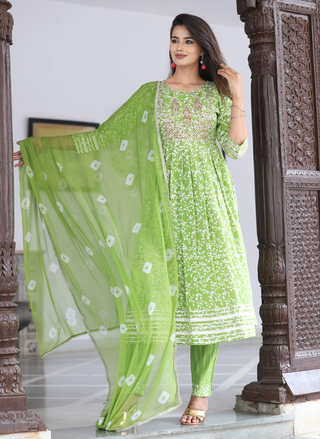VOJ Women's Mint Rayon Embroidered Kurta Pant & Dupatta Set (Naira Cut) | Grocsy