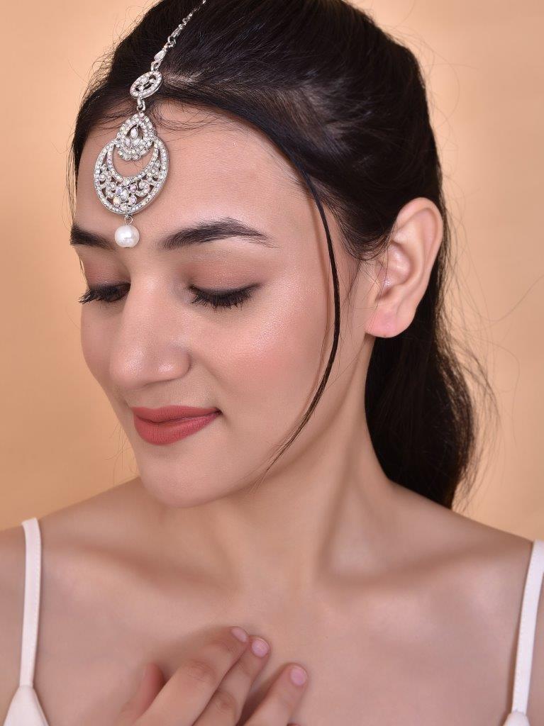 VOJ Silver Plated White AD-Studded Handcrafted Maang Tikka | Grocsy