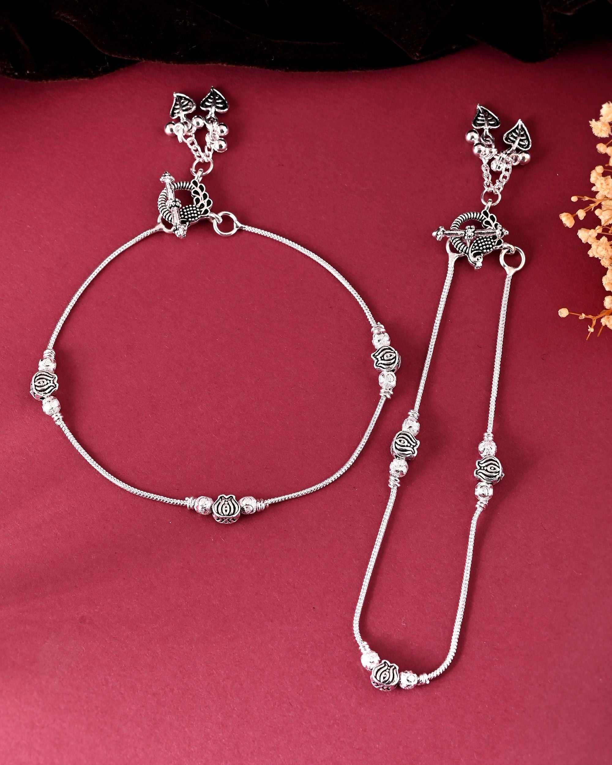 VOJ Set of 2 Silver Toned Floral Handcrafted Stainless Steel Anklet | Grocsy