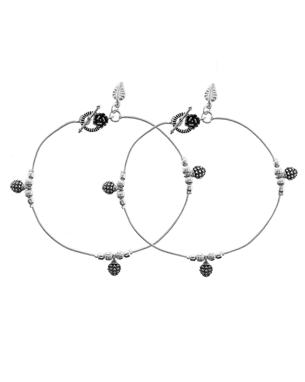VOJ Set of 2 Silver Plated Leaf Designed Anklet | Grocsy