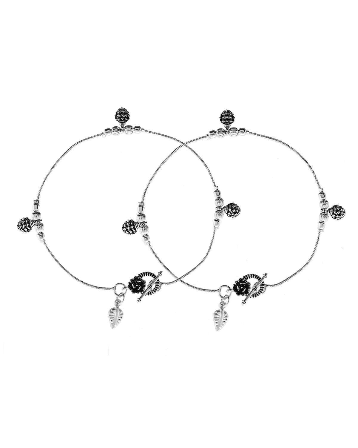 VOJ Set of 2 Silver Plated Leaf Designed Anklet | Grocsy