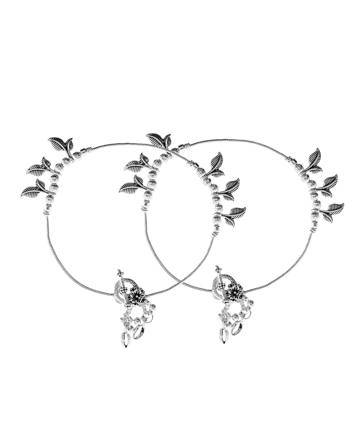 VOJ Set of 2 Silver Toned Leaf Designed Handcrafted Anklet | Grocsy