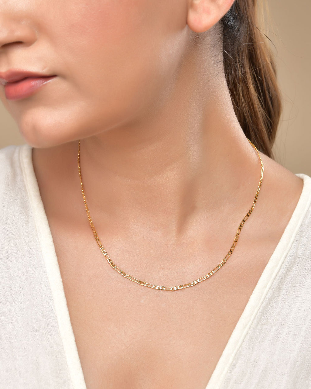 VOJ Women Stainless Steel Gold Polished Minimal Figaro Link Chain | Grocsy