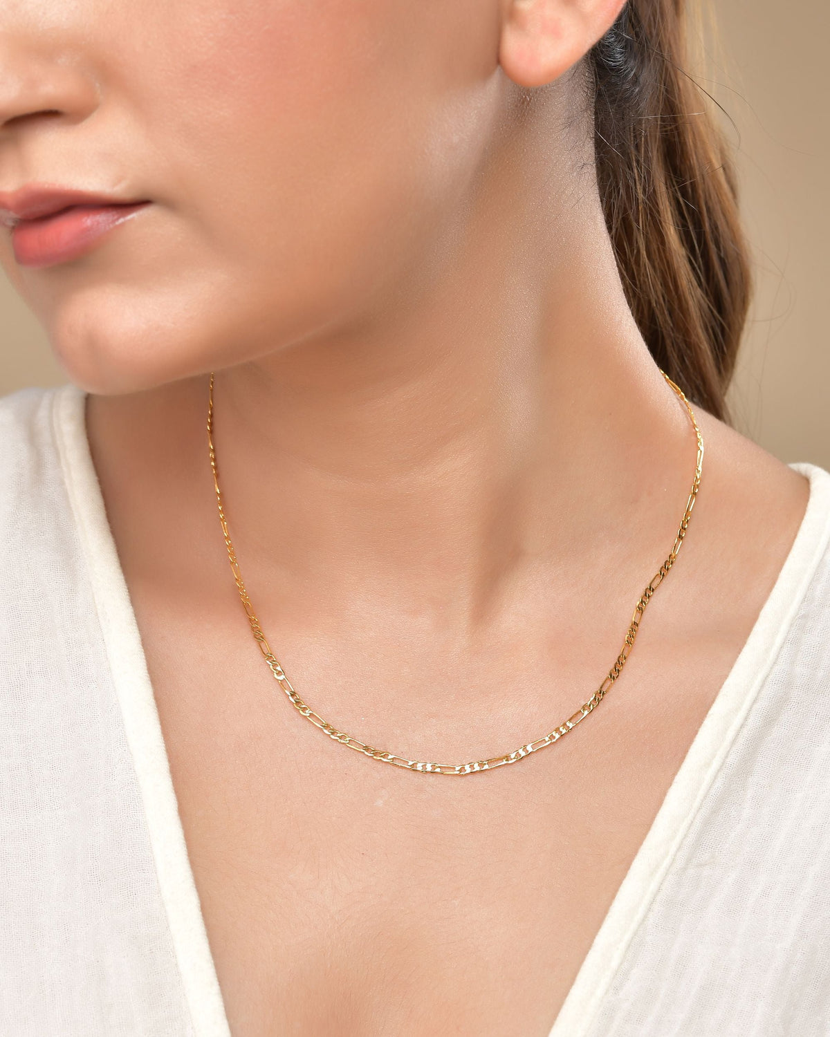 VOJ Women Stainless Steel Gold Polished Minimal Figaro Link Chain | Grocsy