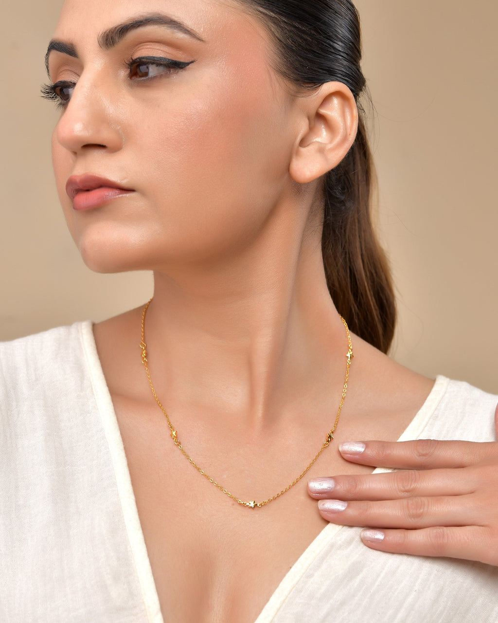 VOJ Gold Polished Star Shaped Minimal Chain For Women | Grocsy