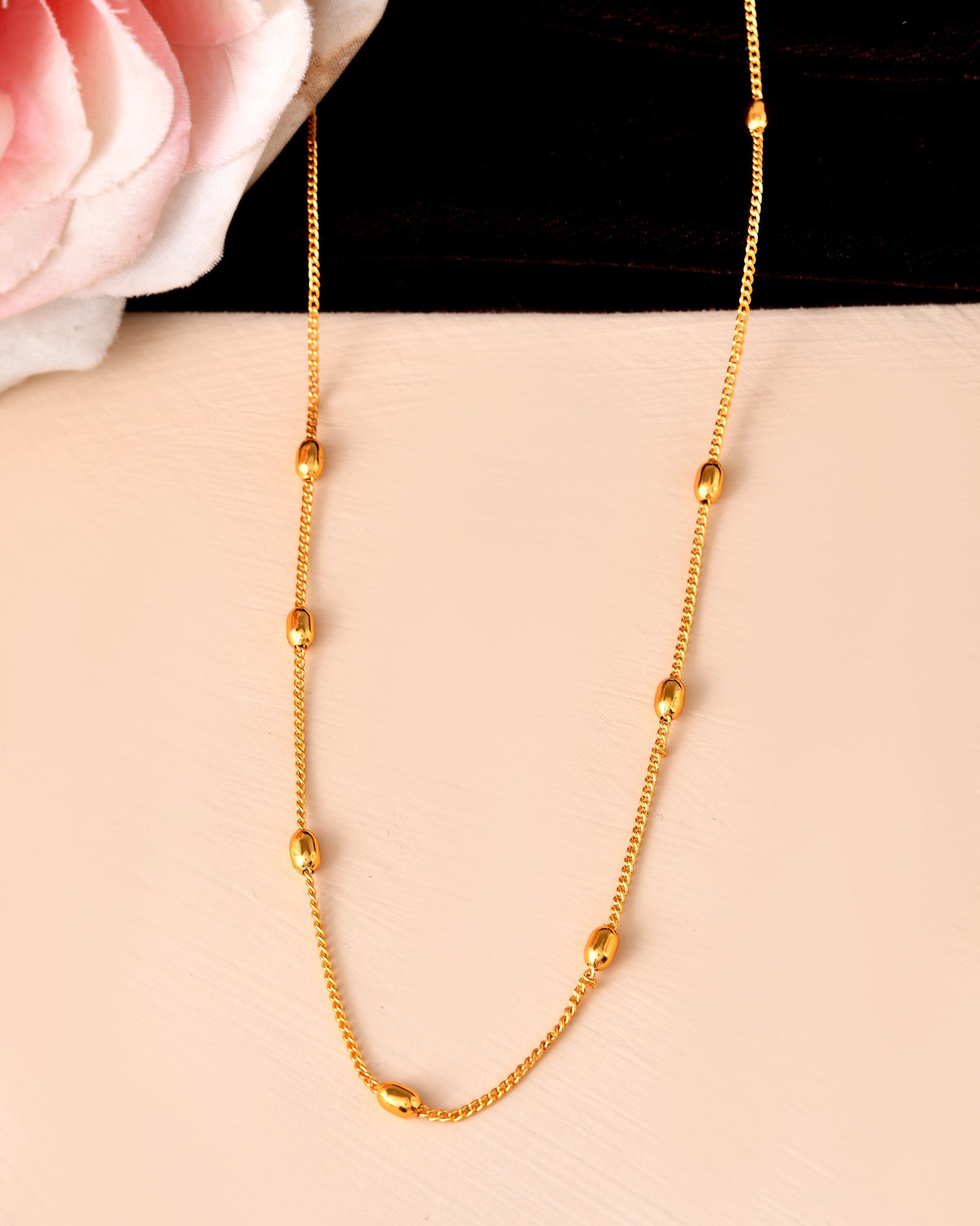 VOJ Gold Polished Minimal Stainless Steel Chain | Grocsy
